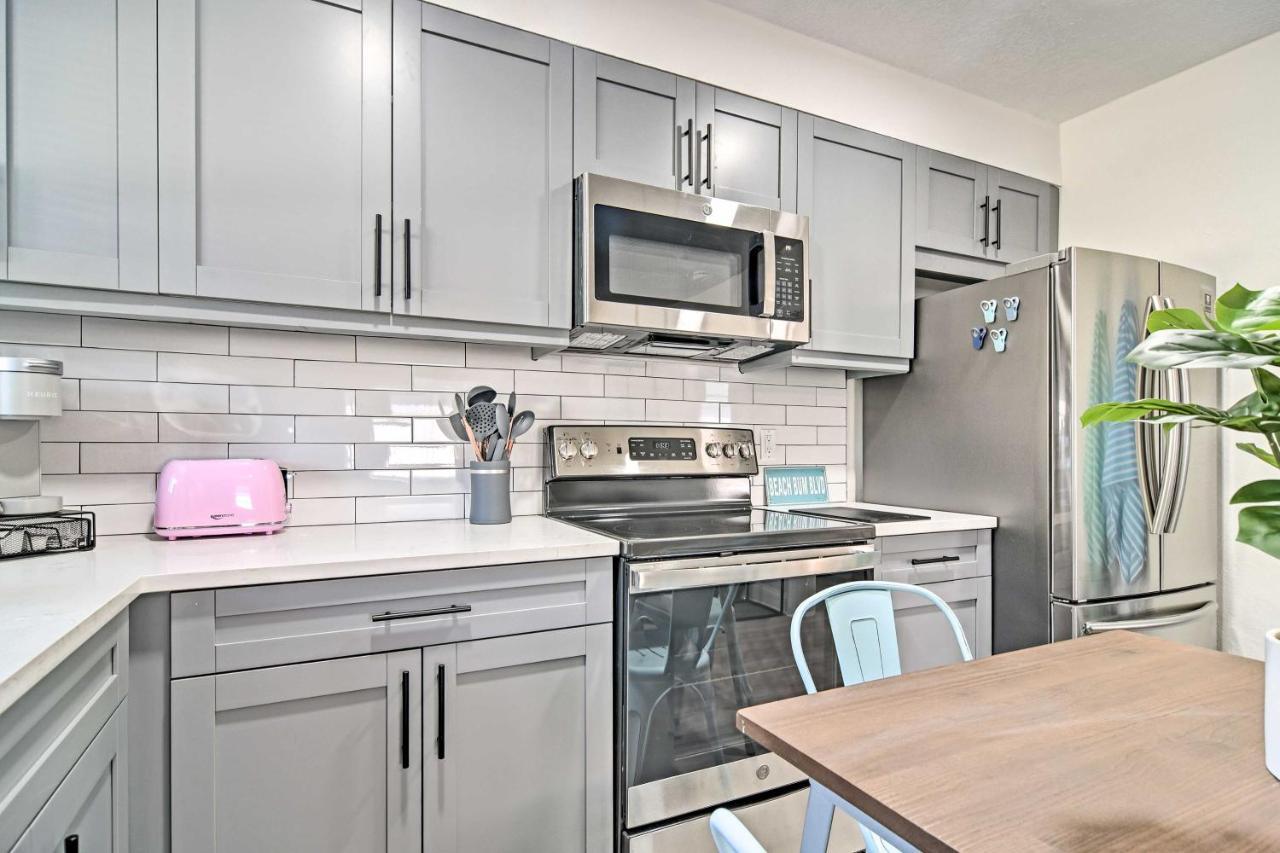 Well-Appointed Madeira Beach Condo With Patio! St. Pete Beach Buitenkant foto